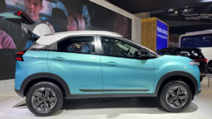 tata nexon ICNG side profile